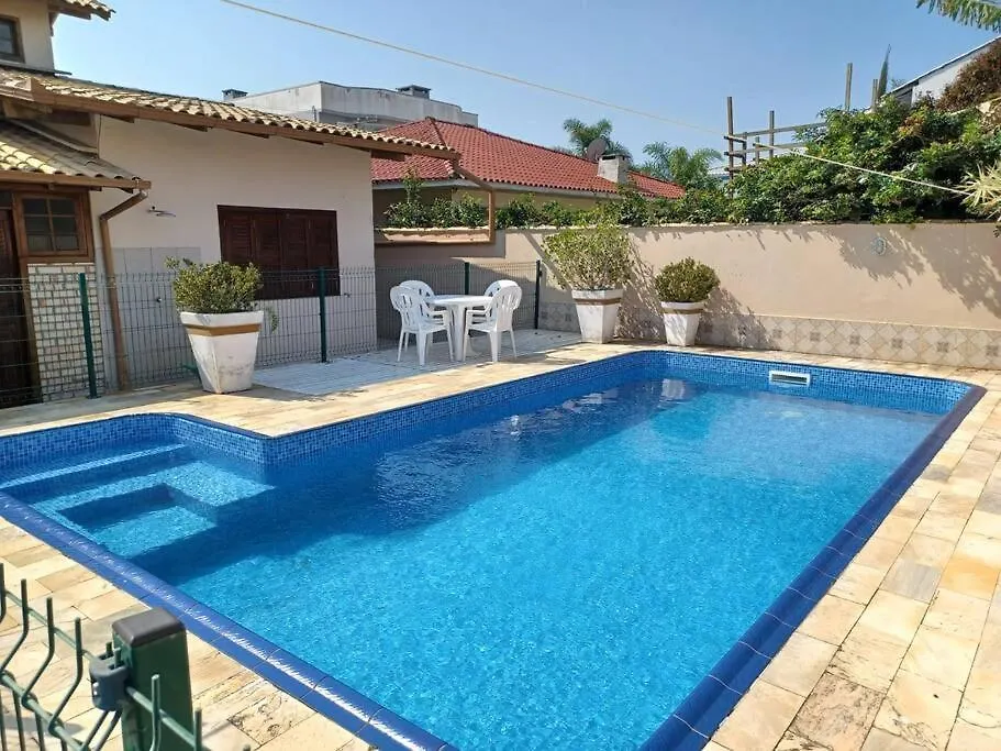 Excelente Casa Com Piscina Na Praia De Ingleses contacts